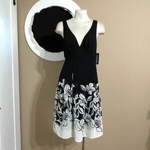 Essentials by ABS Black Floral Cocktail Dress | Size 14 | Sleeveless Party Dress